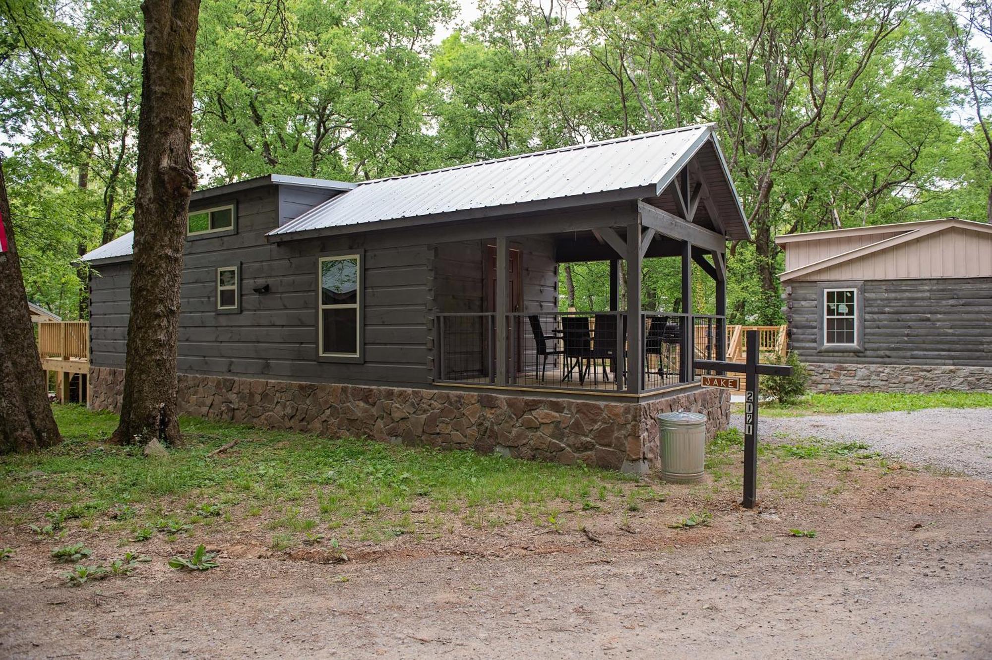 Jake Cabin Luxury Hot Tub Cabin Near Downtown チャタヌーガ エクステリア 写真