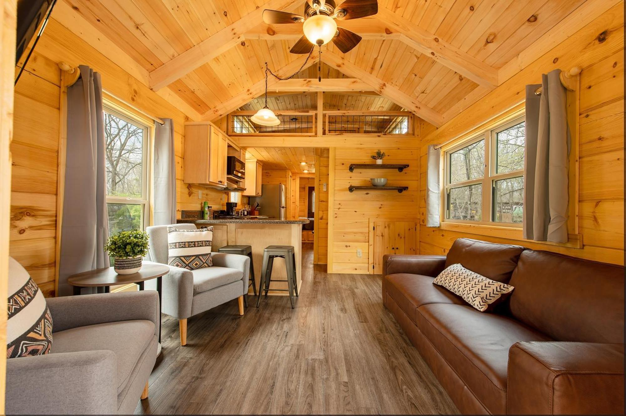Jake Cabin Luxury Hot Tub Cabin Near Downtown チャタヌーガ エクステリア 写真